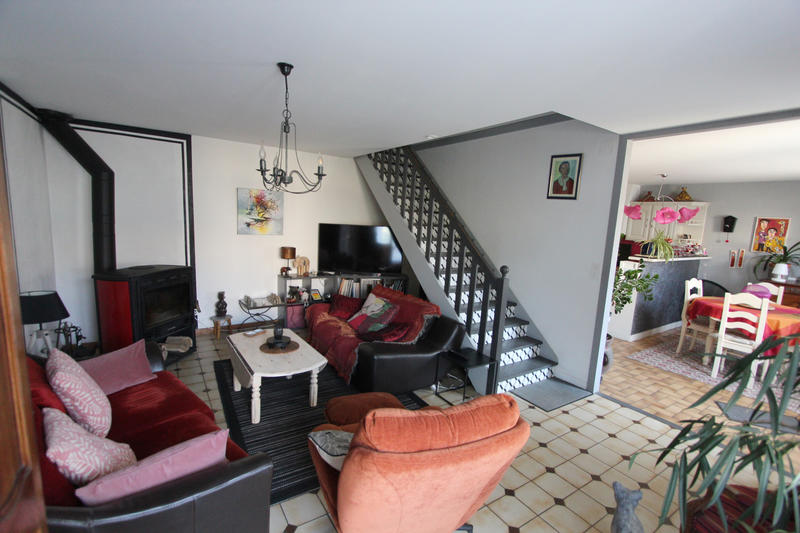 Maison - 140 m² - 7 pièces