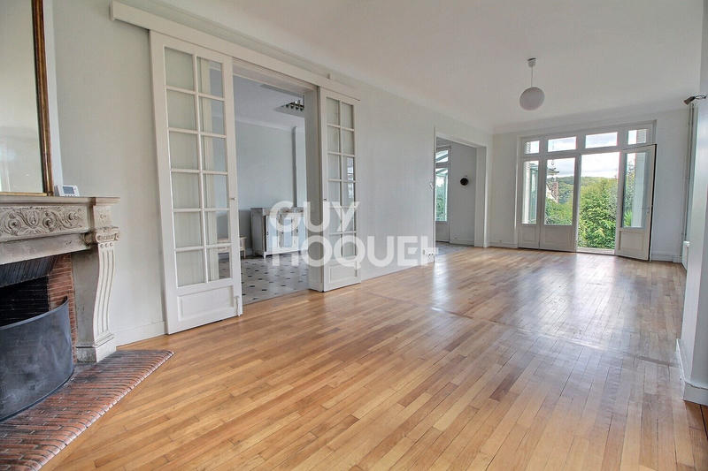 Appartement - 210 m² - 7 pièces