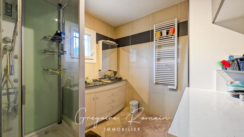 Maison - 130 m² - 4 pièces