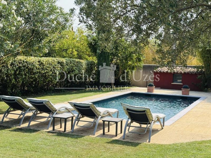 Demeure - 110 m² - 6 pièces