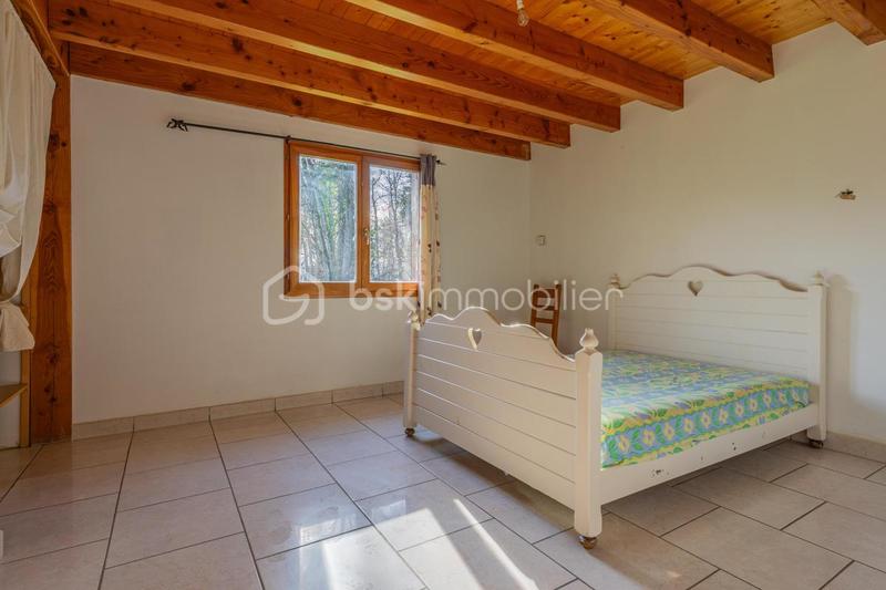 Maison - 111 m² - 6 pièces