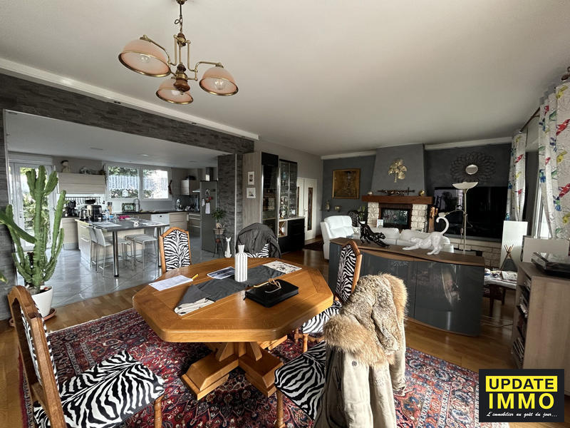 Appartement - 197 m² - 5 pièces