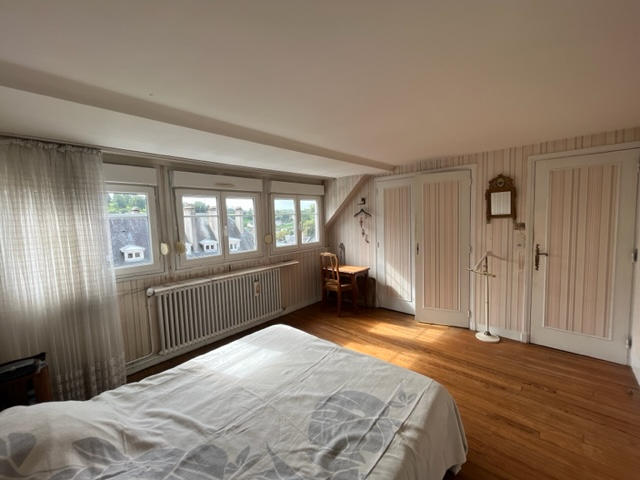 Appartement - 112 m² - 5 pièces