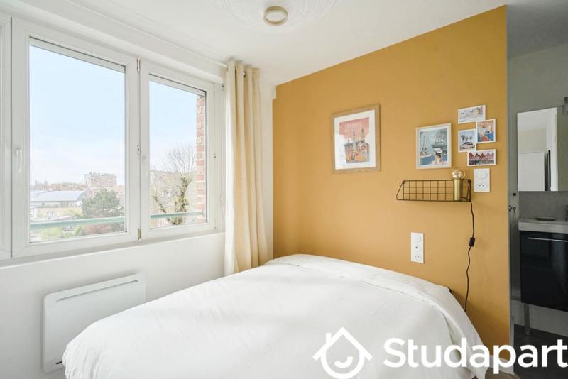 Chambre - 12 m² - 1 pièce