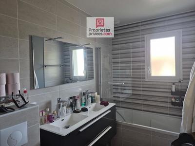 Maison - 102 m² - 4 pièces