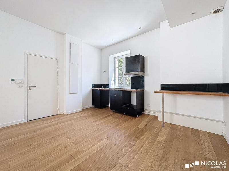 Appartement - 82 m² - 3 pièces