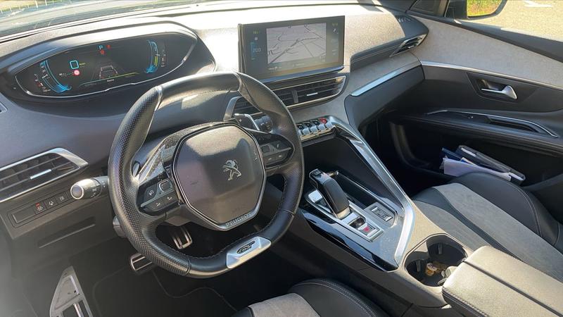 Peugeot 3008 1.6 Thp 225 Hybrid e-Eat8 Gt