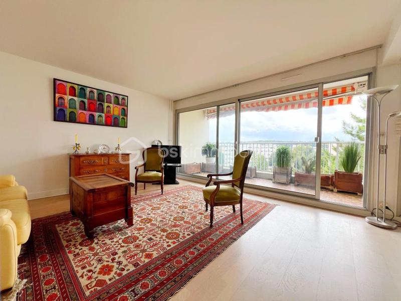 Appartement - 85 m² - 4 pièces