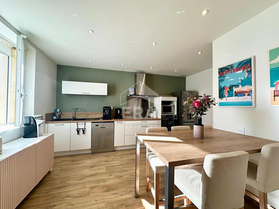 Maison - 103 m² - 4 pièces