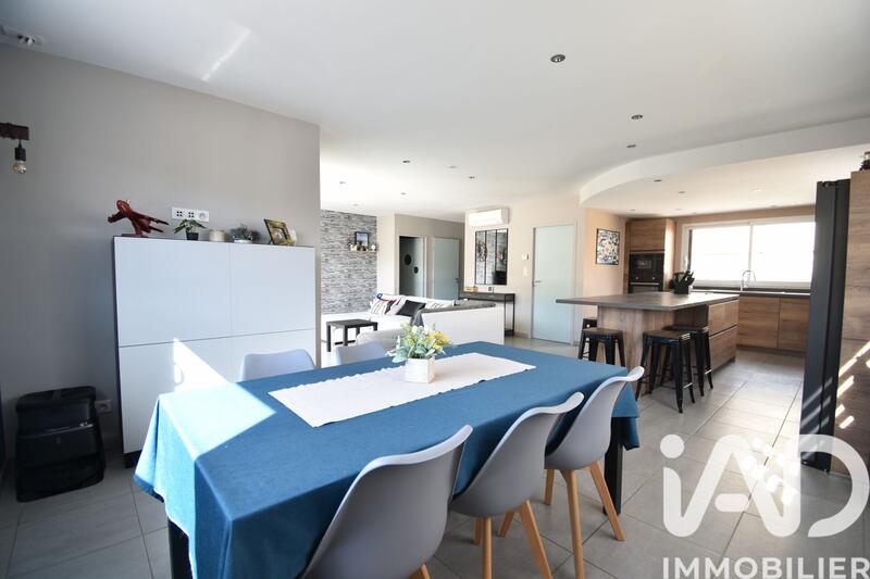 Maison - 155 m² - 6 pièces