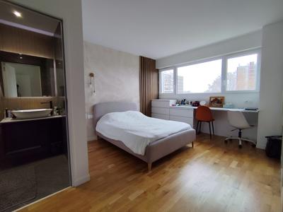 Appartement - 110 m² - 4 pièces