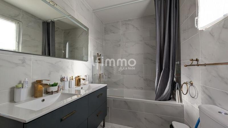 Maison - 121 m² - 5 pièces