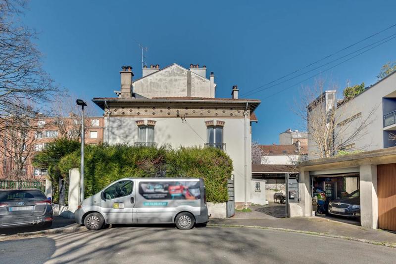 Maison - 193 m² - 8 pièces