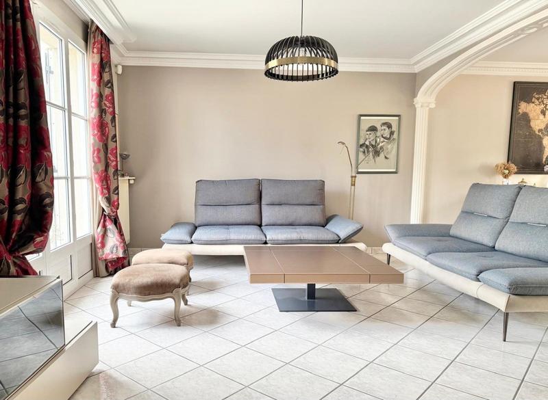 Maison - 125 m² - 7 pièces