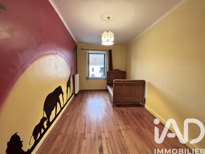 Maison - 300 m² - 13 pièces