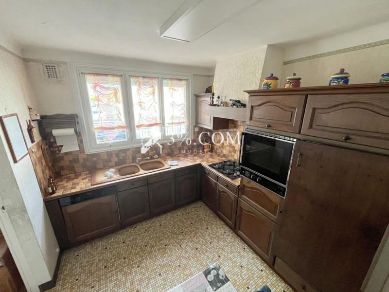 Maison - 97 m² - 5 pièces