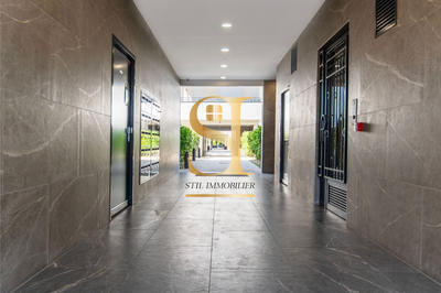 Appartement - 79 m² - 4 pièces