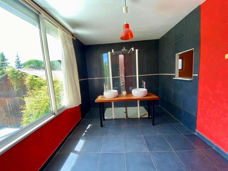 Maison de village - 280 m² - 6 pièces