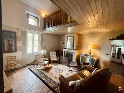 Maison - 180 m² - 7 pièces