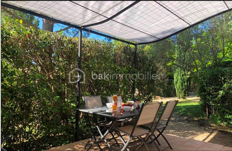 Villa - 455 m² - 28 pièces