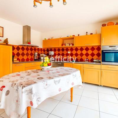 Pavillon - 121 m² - 5 pièces