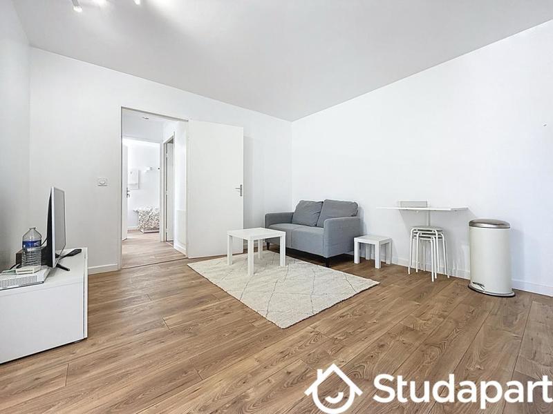 Chambre - 10 m² - 1 pièce