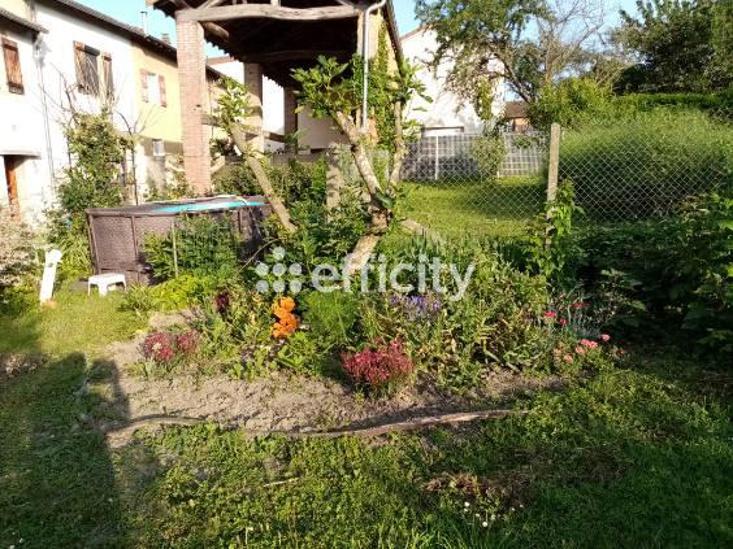 Maison - 200 m² - 9 pièces