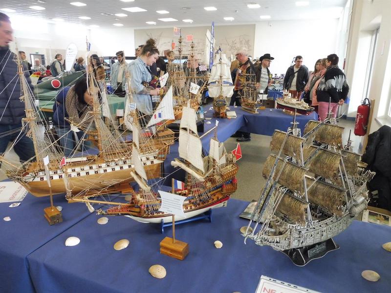 Exposition de modèles réduits