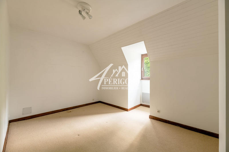 Maison traditionnelle - 145 m² - 6 pièces