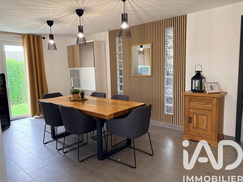Maison - 163 m² - 6 pièces