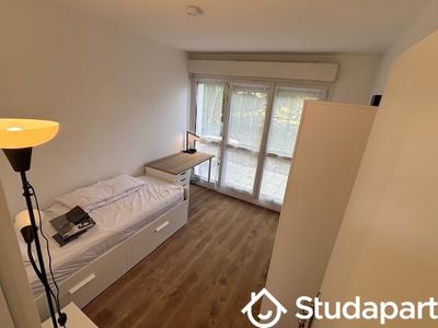 Chambre - 9 m² - 1 pièce