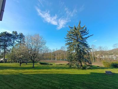 Terrain constructible - 1 200 m²