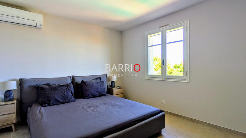 Villa - 280 m² - 9 pièces