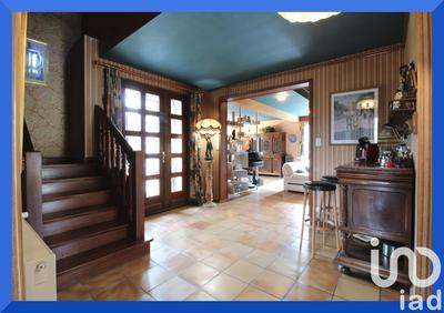 Maison - 177 m² - 7 pièces