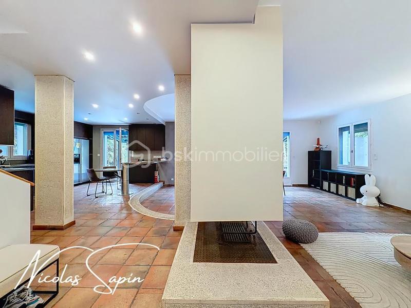 Maison - 152 m² - 6 pièces