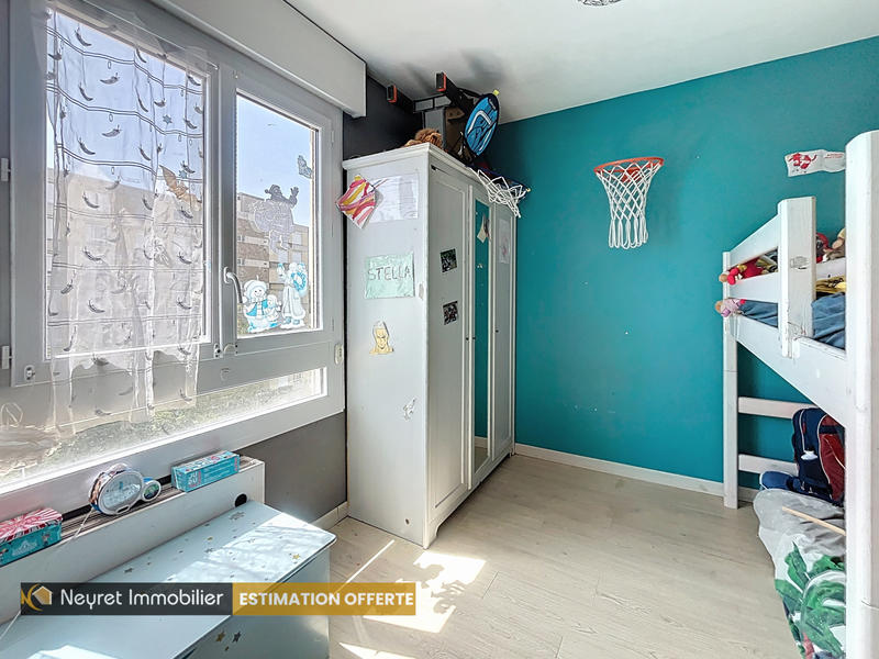 Appartement - 77 m² - 4 pièces