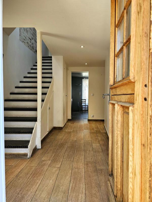 Maison - 278 m² - 11 pièces