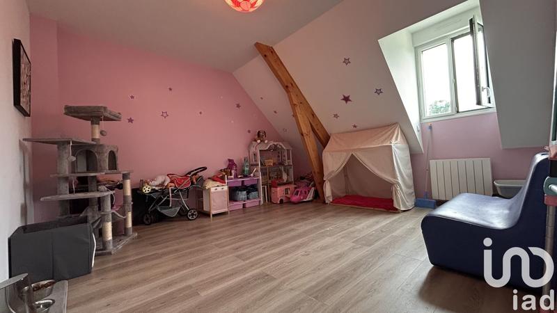 Maison - 270 m² - 10 pièces