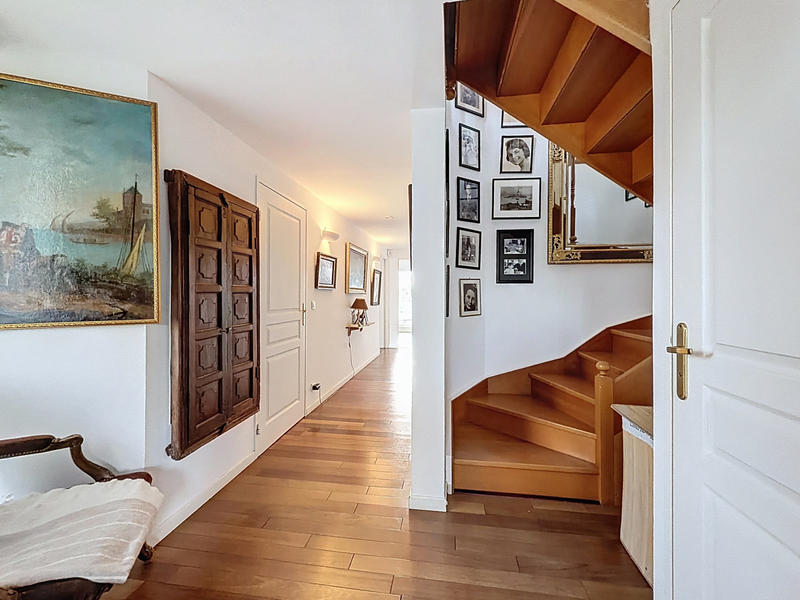 Appartement - 114 m² - 4 pièces