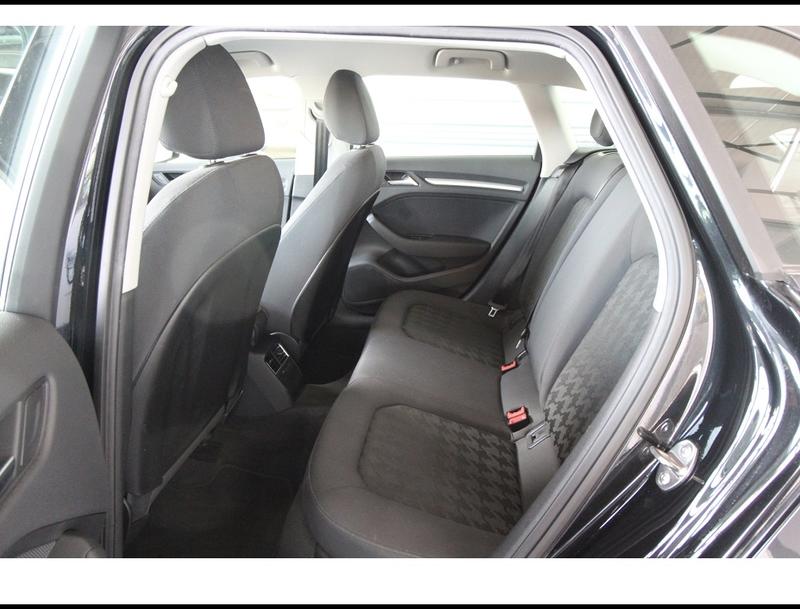 Audi A3 a 3 1.6 TdI 105 Business Line