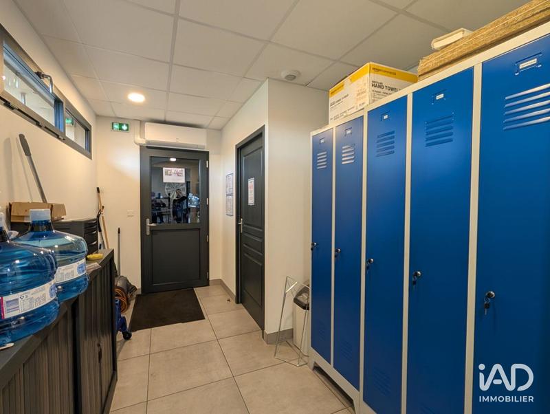 Local commercial - 765 m²