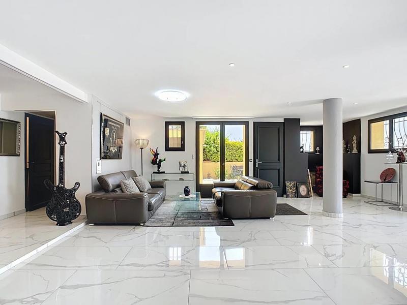 Appartement - 118 m² - 3 pièces