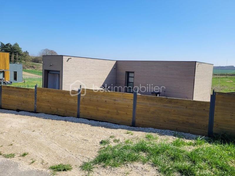 Maison - 80 m² - 4 pièces