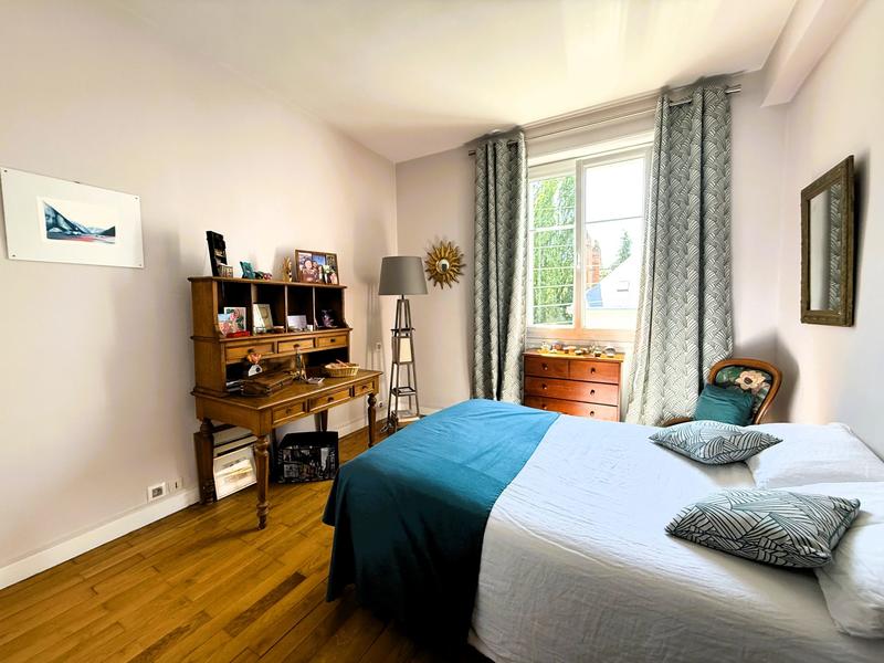 Appartement - 104 m² - 5 pièces