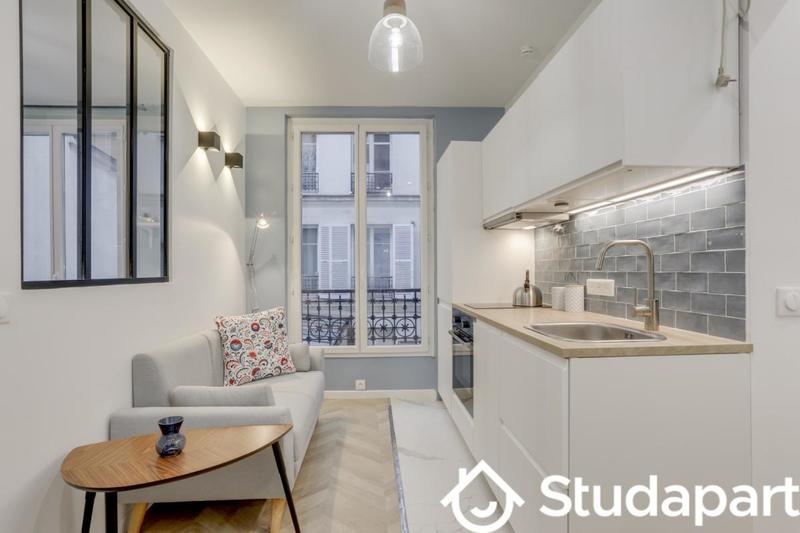 Chambre - 9 m² - 1 pièce