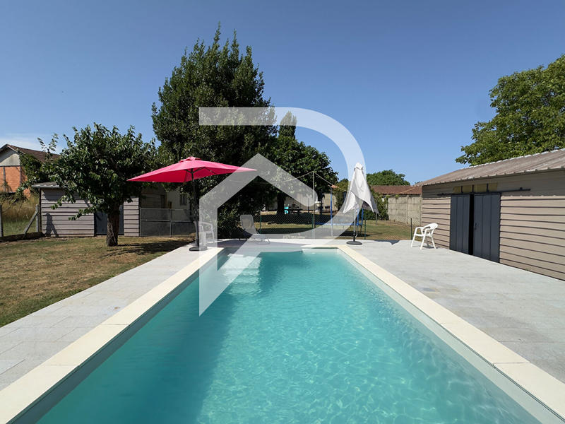 Maison - 93 m² - 4 pièces