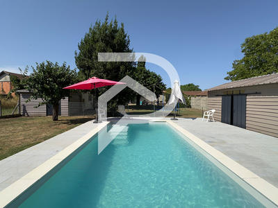 Maison - 93 m² - 4 pièces