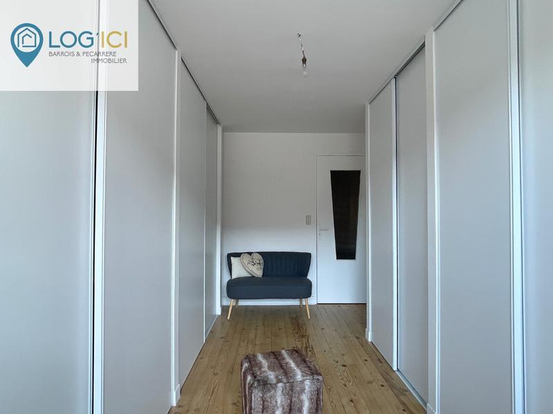 Maison - 338 m² - 13 pièces