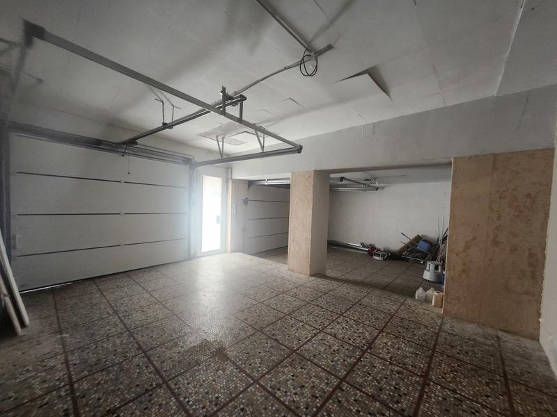 Maison - 320 m² - 10 pièces