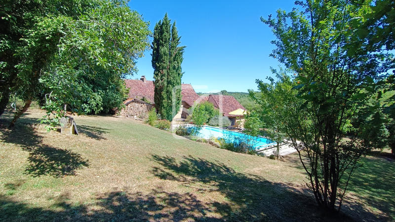 Maison - 205 m² - 7 pièces